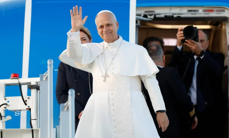 بابا الفاتيكان ليو الرابع عشر في لبنان